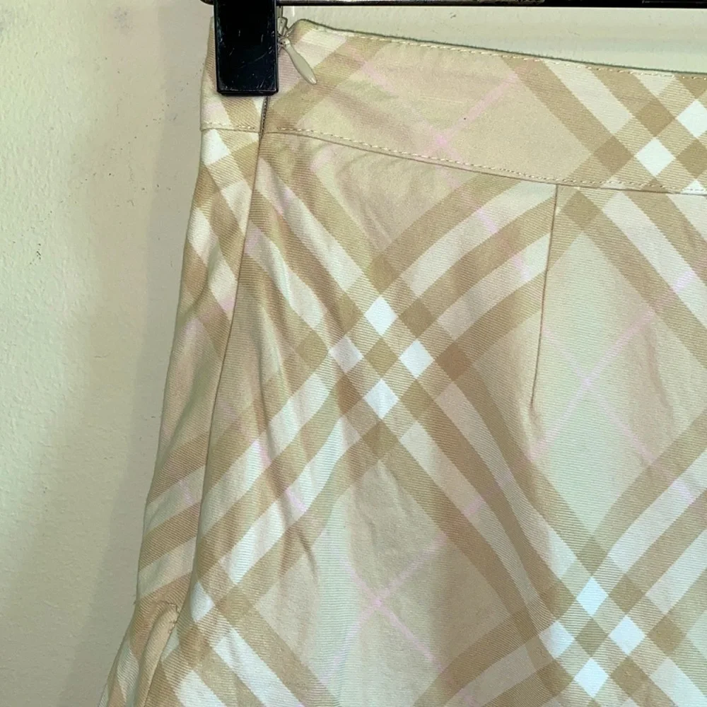 BURBERRY Golf Plaid Tennis Skort - Picture 4 of 13